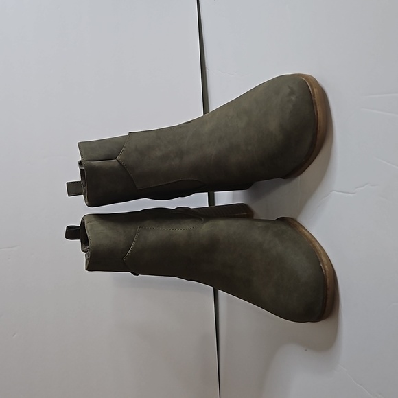 Dr Scholl's Rodeo Ankle Boot sz 11 Olive Green Pre-owned like new - Picture 3 of 11